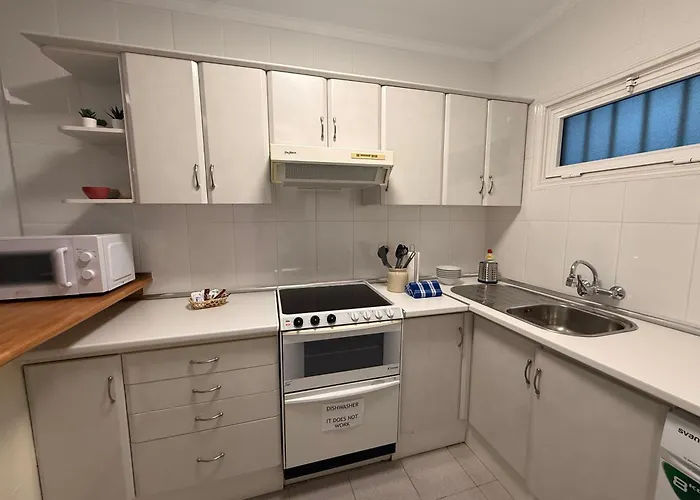 Good Vibes Siam View Apartment